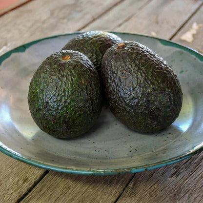 Fresh Hass Avocados 1 kg